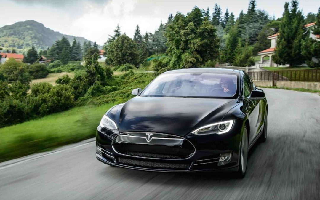 Tesla Model S har høyere restverdi enn Audi og Porsche